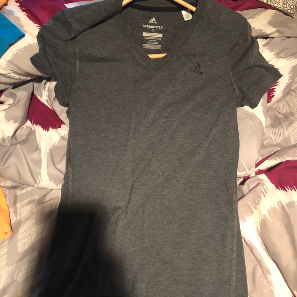 Adidas t-shirt